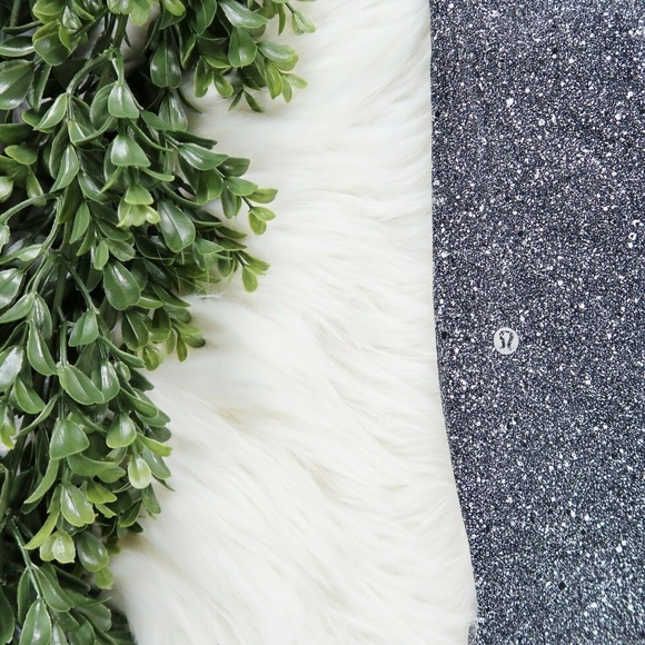 Lululemon *Rare Lead the Pack Tight 28" Leggings 6 - Picture 6 of 8